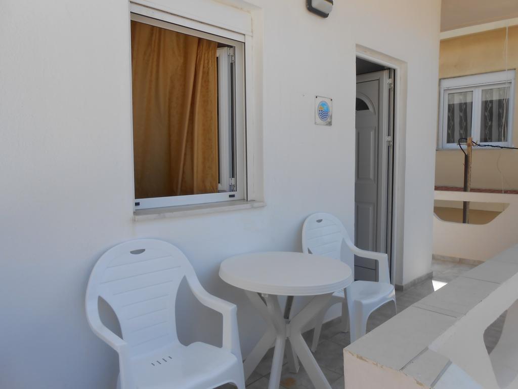 Frosso'S Apartments Kokkini Hani Exterior photo