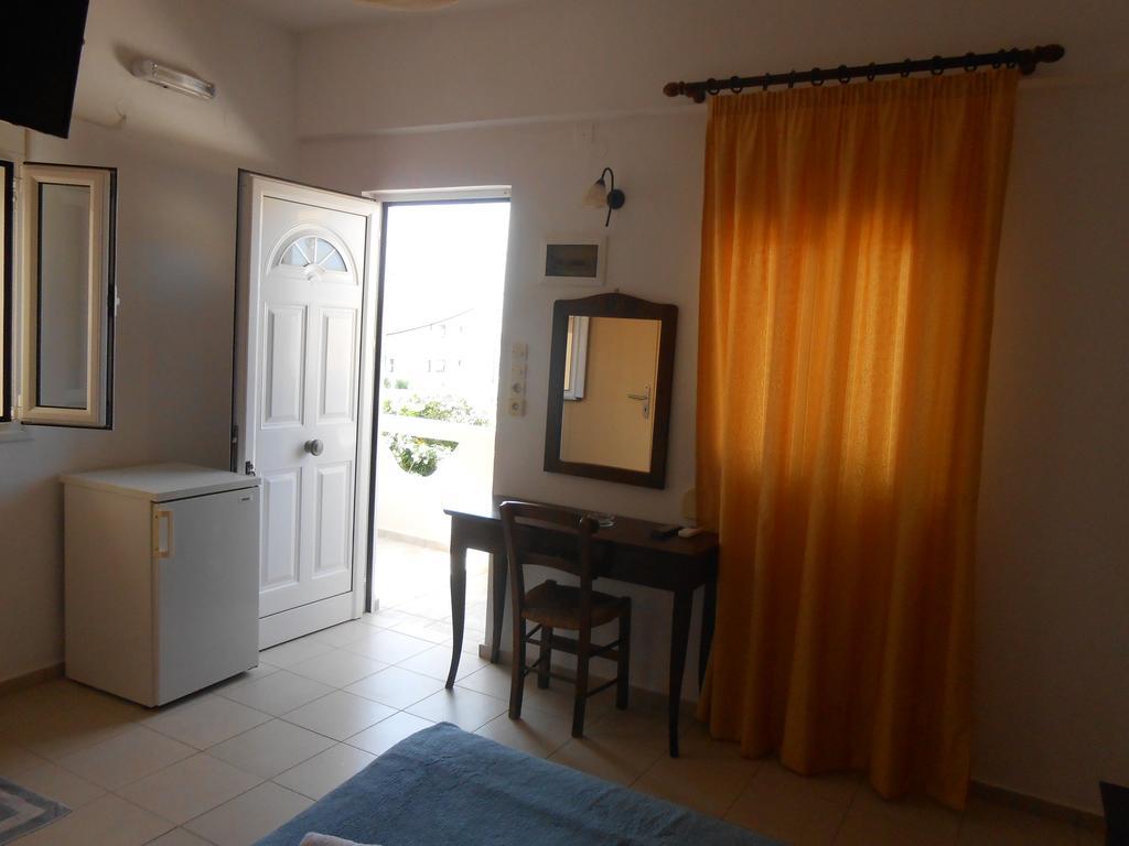 Frosso'S Apartments Kokkini Hani Exterior photo