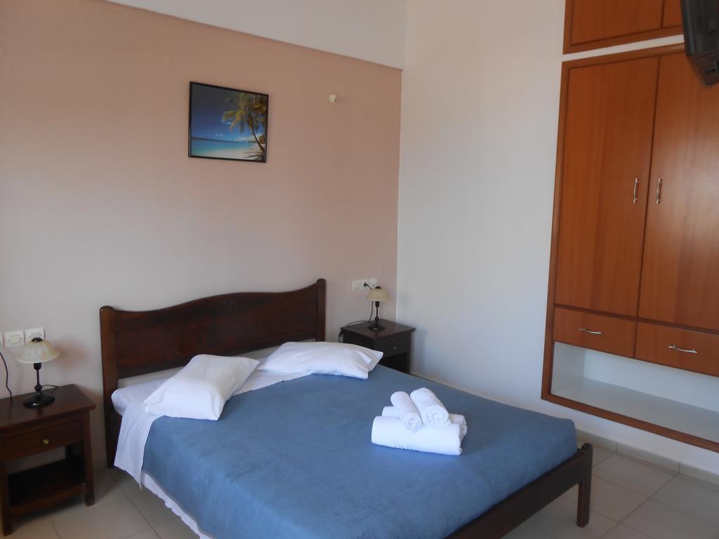 Frosso'S Apartments Kokkini Hani Exterior photo
