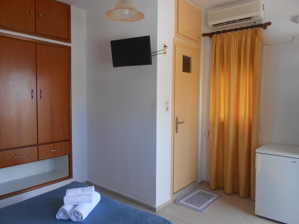 Frosso'S Apartments Kokkini Hani Exterior photo