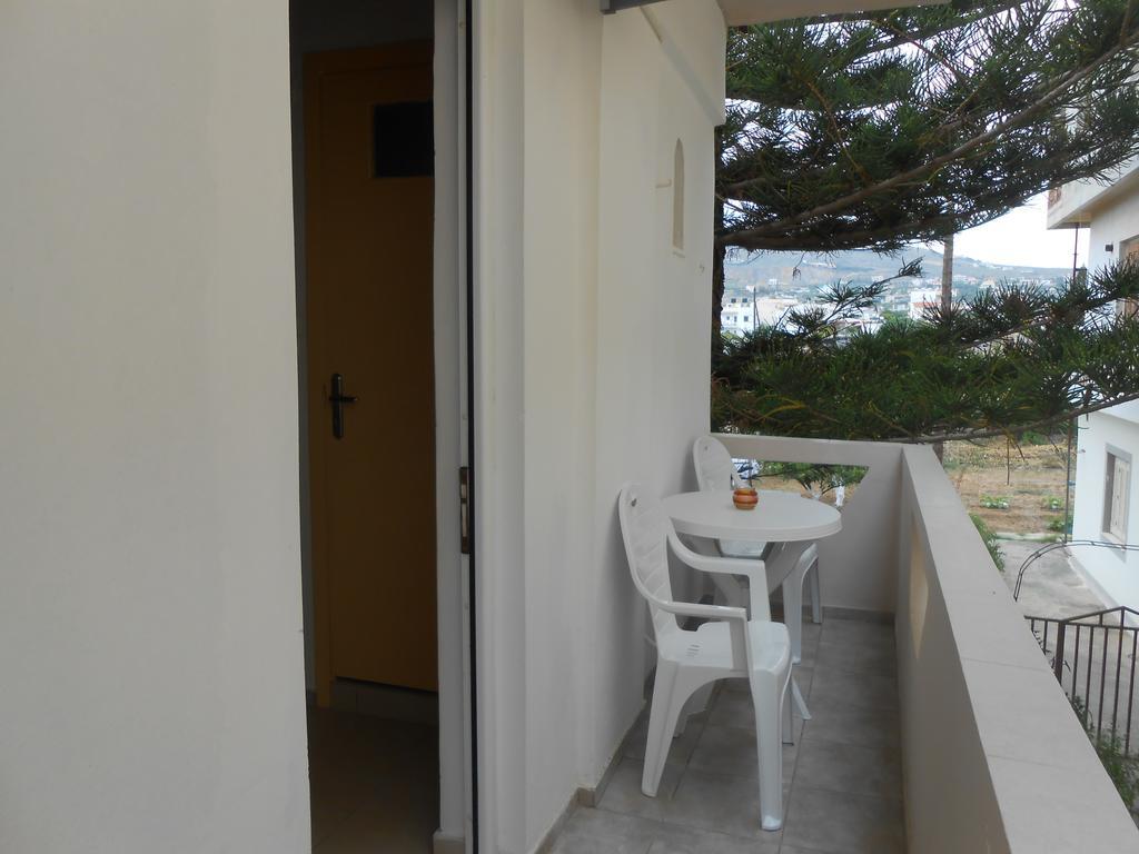 Frosso'S Apartments Kokkini Hani Exterior photo